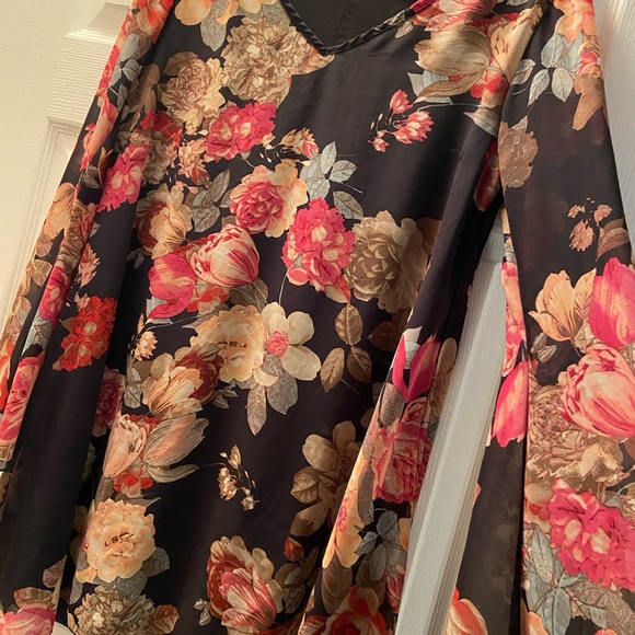 Foley floral dress - Picture 2 of 2